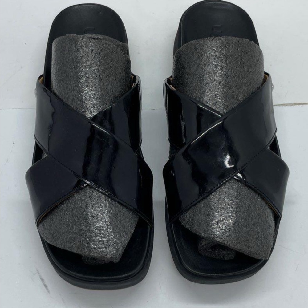 UGG Tan and Black Slide Sandals size 8